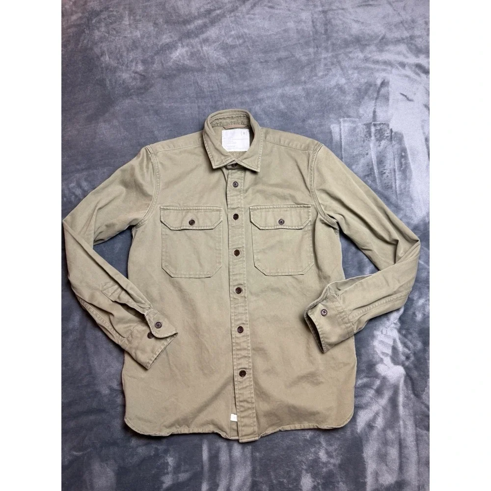 Banana Republic BR/HTG Reissued Archive Men's Small Button Down